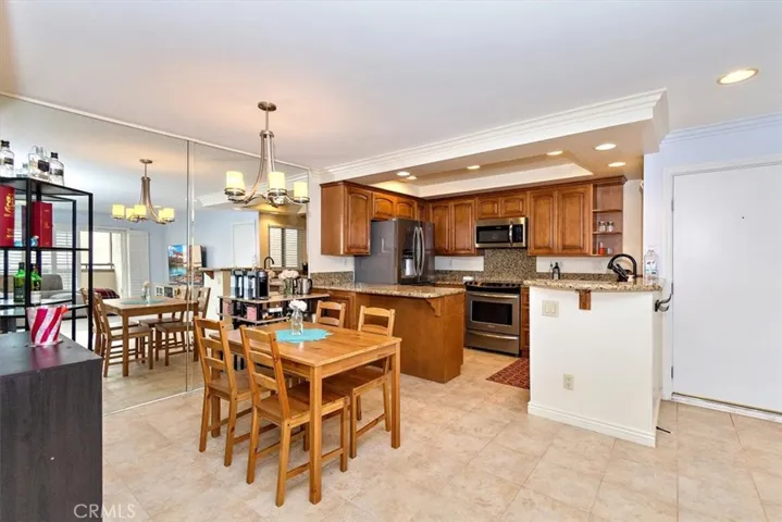 5927 Armaga Spring Road E, Rancho Palos Verdes, California 90275