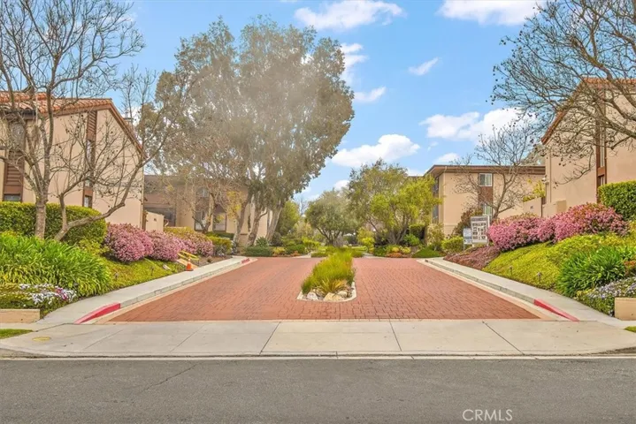 5927 Armaga Spring Road E, Rancho Palos Verdes, California 90275