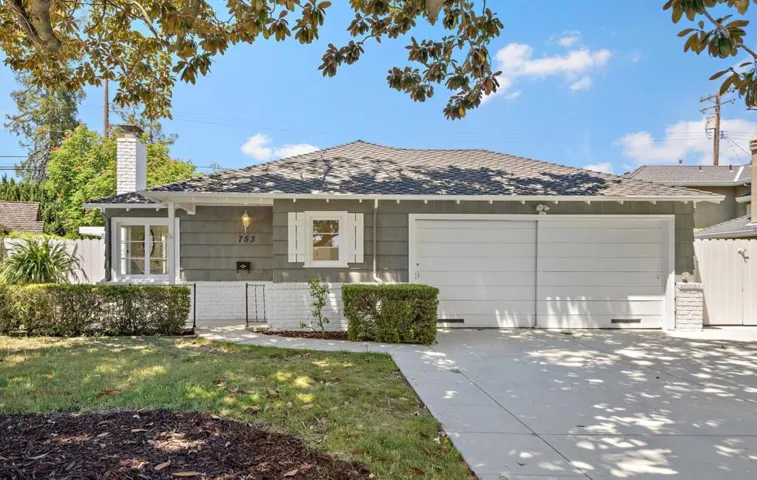 753 Garland Drive, Palo Alto, California 94303