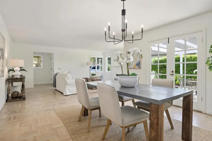 753 Garland Drive, Palo Alto, California 94303