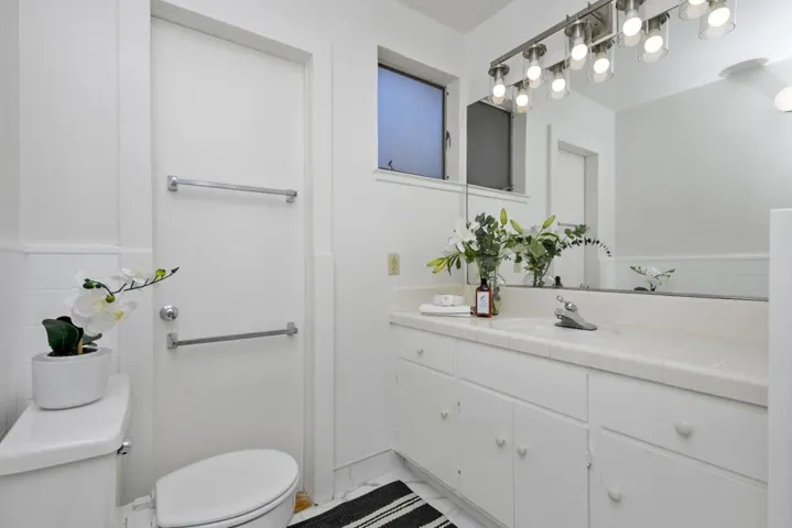 753 Garland Drive, Palo Alto, California 94303