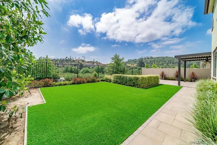 31477 Calle De Las Estrellas, Bonsall, California 92003