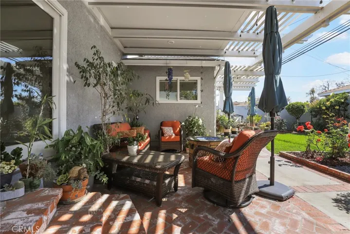 2251 Knoxville Avenue, Long Beach, California 90815
