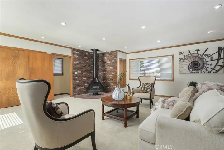 2251 Knoxville Avenue, Long Beach, California 90815