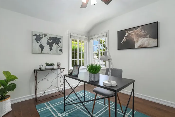 2251 Knoxville Avenue, Long Beach, California 90815