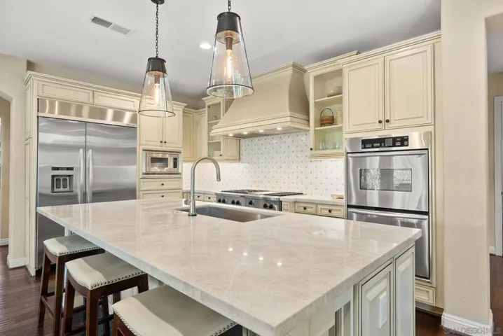 15586 Rising River Pl S, San Diego, California 92127