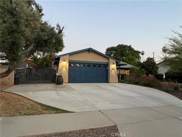 708 Calle De Silva, Redlands, California 92374