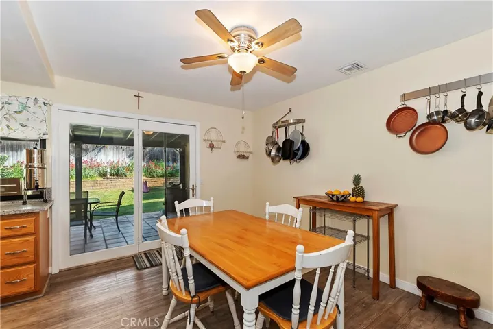 708 Calle De Silva, Redlands, California 92374