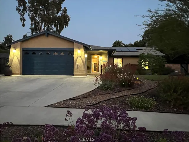 708 Calle De Silva, Redlands, California 92374
