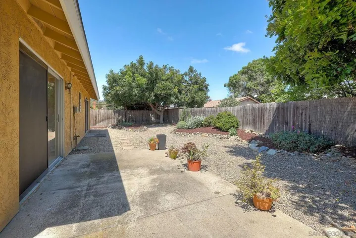 3512 Spruce Ct, Oceanside, California 92058