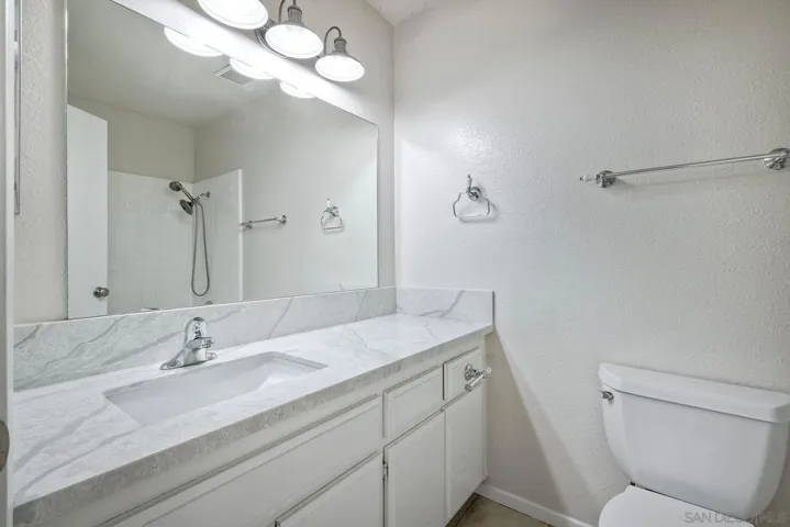 3512 Spruce Ct, Oceanside, California 92058
