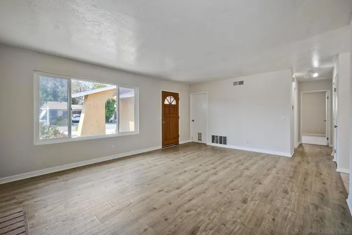 3512 Spruce Ct, Oceanside, California 92058