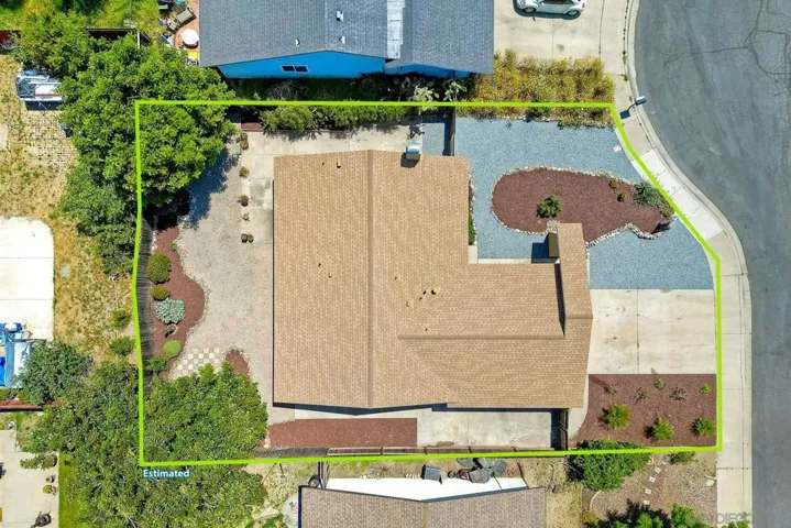 3512 Spruce Ct, Oceanside, California 92058