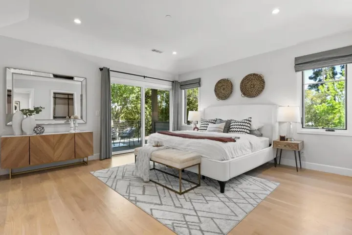 430 Mountain View Avenue, Mountain View, California 94041