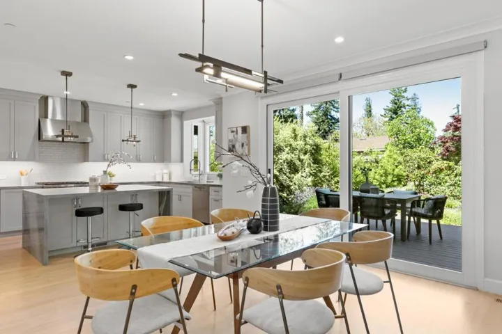 430 Mountain View Avenue, Mountain View, California 94041
