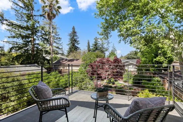 430 Mountain View Avenue, Mountain View, California 94041