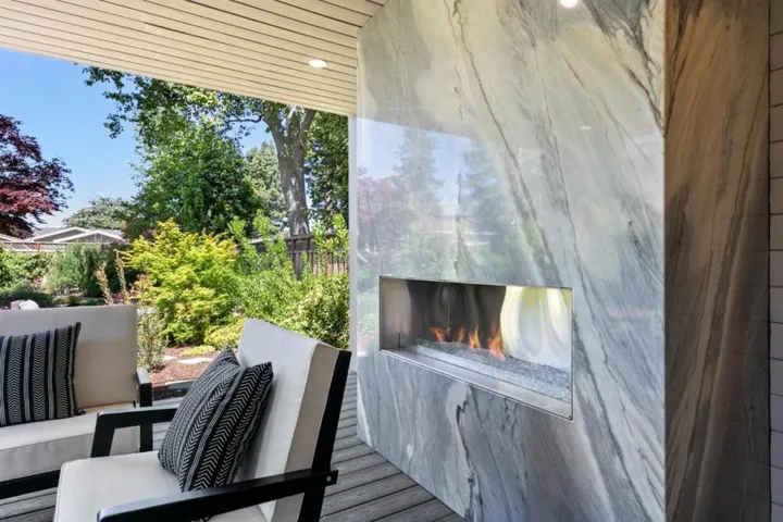 430 Mountain View Avenue, Mountain View, California 94041