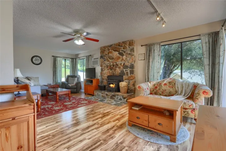 2407 Parmabelle Road, Mariposa, California 95338