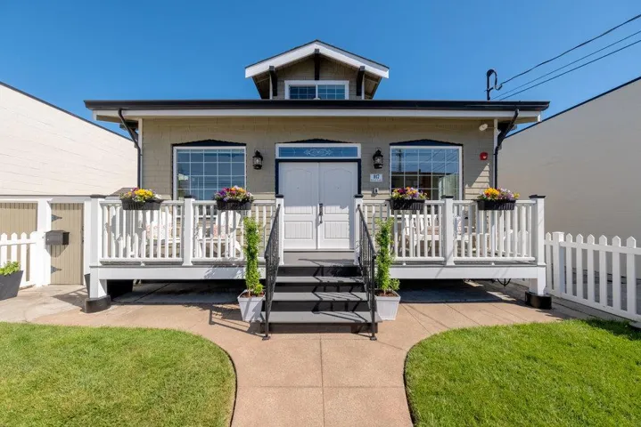 917 Howard Avenue, Burlingame, California 94010