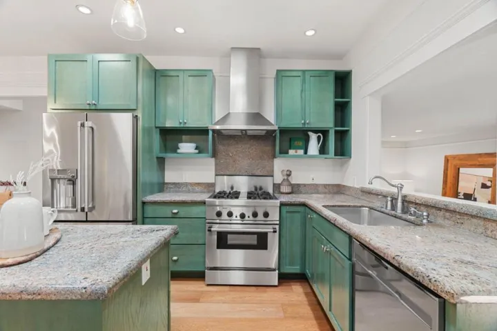 575 Everett Avenue, Palo Alto, California 94301
