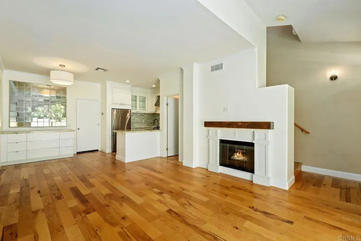 4118 Via Candidiz 118, San Diego, California 92130