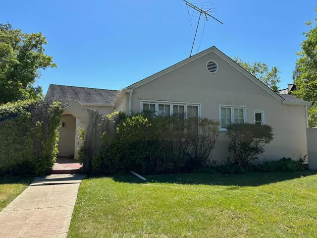 1666 Madrono Avenue, Palo Alto, California 94306