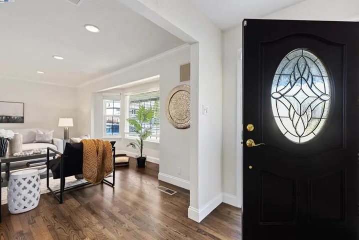Entry way