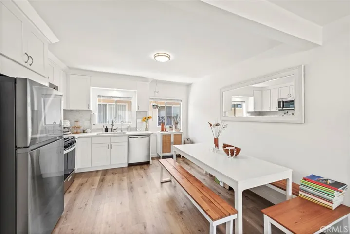 216 Avenida Lobeiro, San Clemente, California 92672