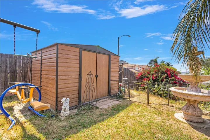 417 Colfax Circle, Corona, California 92879