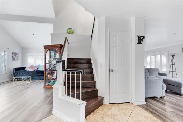 417 Colfax Circle, Corona, California 92879
