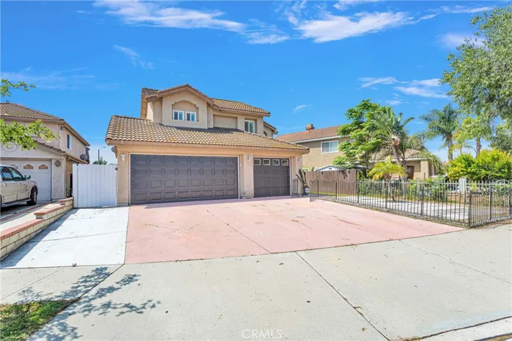 417 Colfax Circle, Corona, California 92879