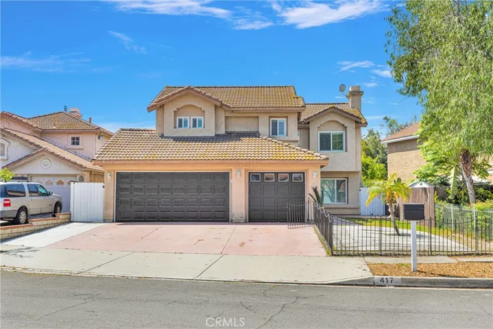 417 Colfax Circle, Corona, California 92879
