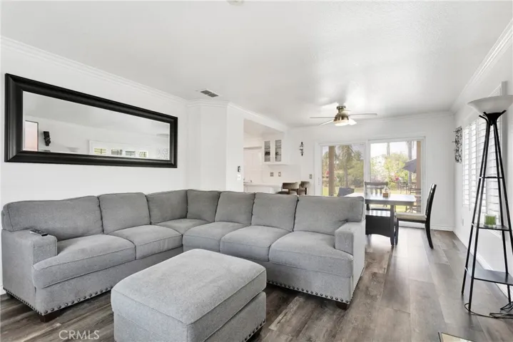 417 Colfax Circle, Corona, California 92879