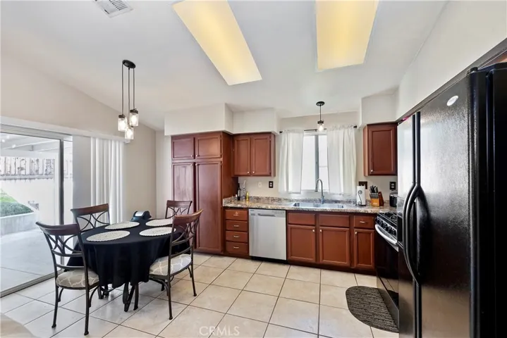 25081 Telegraph Hill Court, Hemet, California 92544