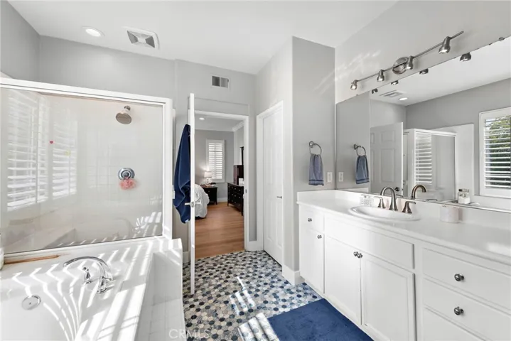 29 Tisbury Way, Ladera Ranch, California 92694