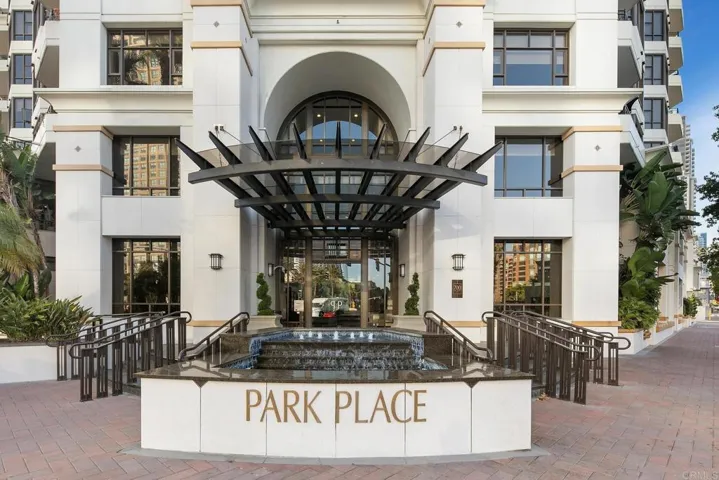 700 W Harbor Drive 1602, San Diego, California 92101