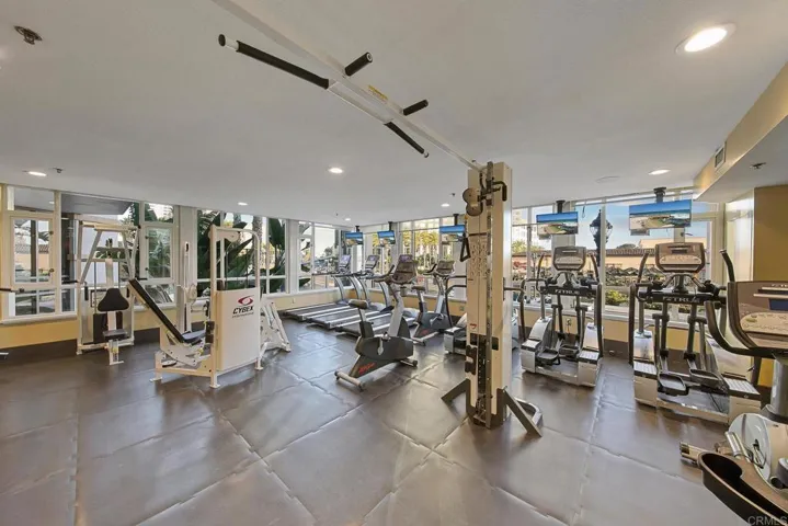 700 W Harbor Drive 1602, San Diego, California 92101