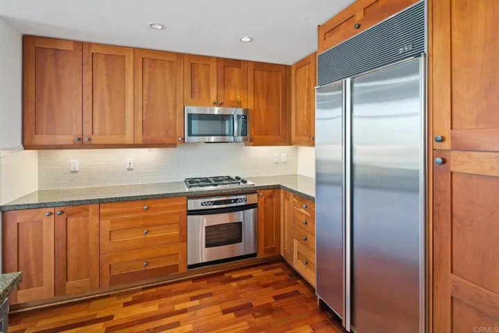 700 W Harbor Drive 1602, San Diego, California 92101