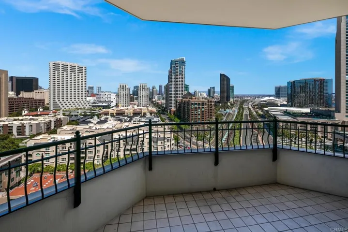 700 W Harbor Drive 1602, San Diego, California 92101