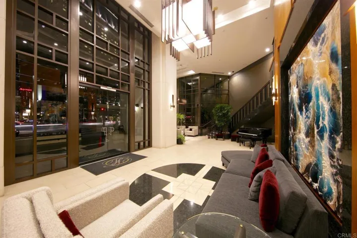 700 W Harbor Drive 1602, San Diego, California 92101