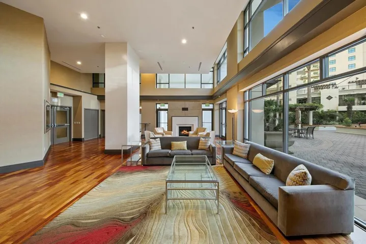 700 W Harbor Drive 1602, San Diego, California 92101
