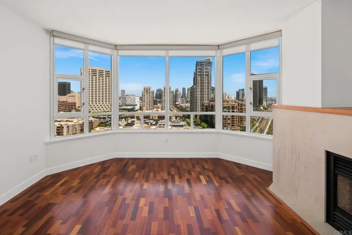 700 W Harbor Drive 1602, San Diego, California 92101