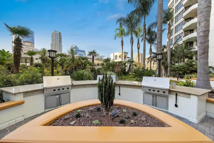 700 W Harbor Drive 1602, San Diego, California 92101