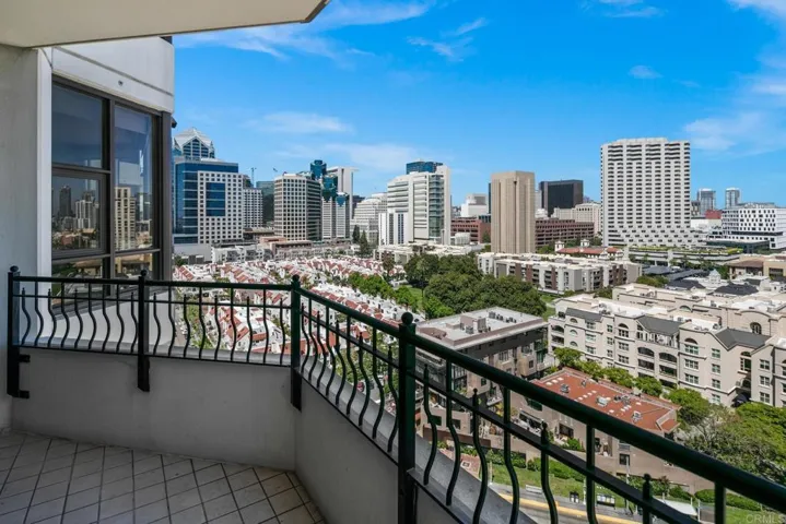 700 W Harbor Drive 1602, San Diego, California 92101