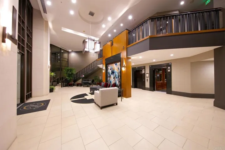 700 W Harbor Drive 1602, San Diego, California 92101