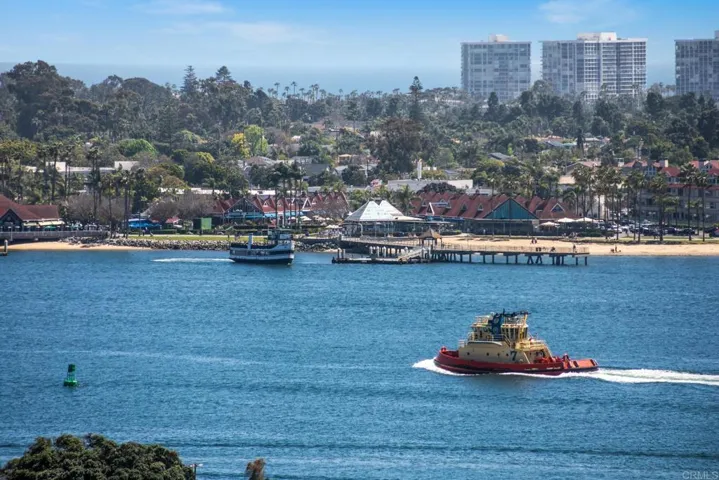 700 W Harbor Drive 1602, San Diego, California 92101