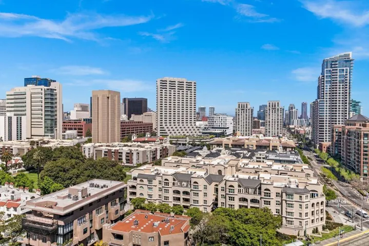 700 W Harbor Drive 1602, San Diego, California 92101