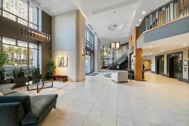 700 W Harbor Drive 1602, San Diego, California 92101