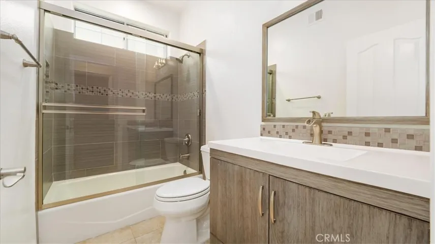10502 Dolan Avenue, Downey, California 90241