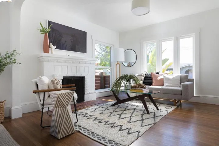 3018 Madeline Street, Oakland, California 94602